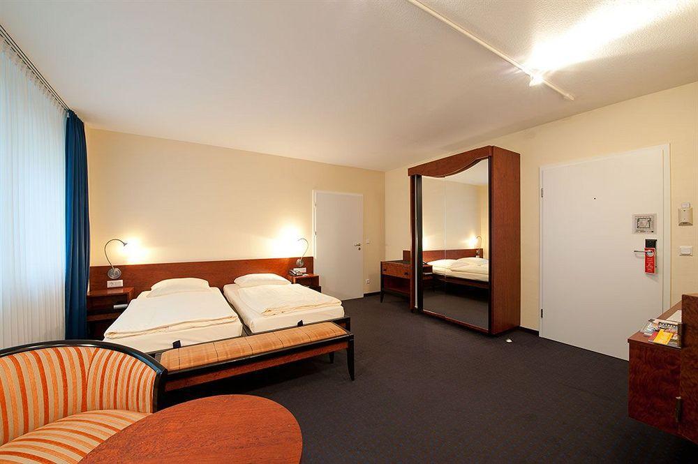 Fourside Hotel Saarbrücken Exterior foto